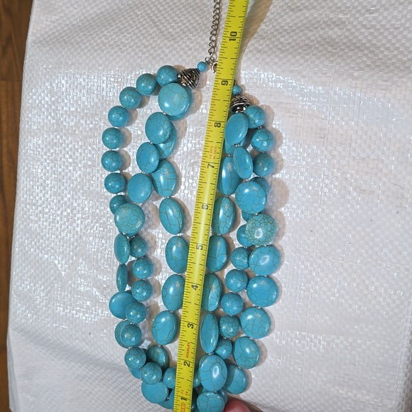 Turquoise Heavy Beaded Necklace - Costume - Picture 6 of 6